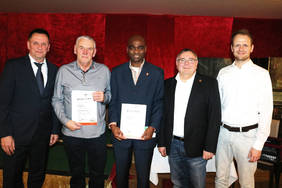 SR-Ehrung (v.l.): Michael Mattern, Karl Heinz Bohn, Arthur Mounchili Njoya, Harald Schäfer, Ivo Leonhardt. Foto: bfv